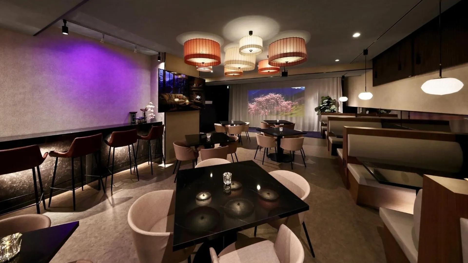 Kuromon Crystal Hotel - Vacation Stay 78184V Osaka